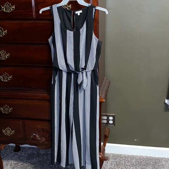 ROMPER - Picture 4 of 6